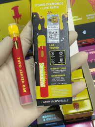 Buy Packwoods x Runtz Long Edition 1g Disposable Red Velvet Cake Vape in Germany